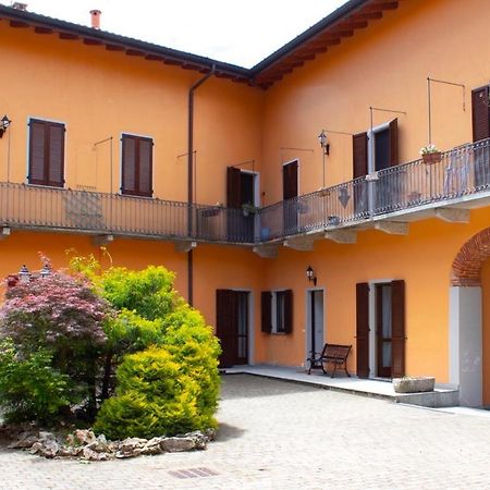 Il Monastero Lägenhet Castelletto sopra Ticino Exteriör bild