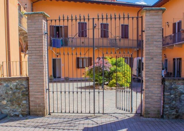 Il Monastero Lägenhet Castelletto sopra Ticino Exteriör bild